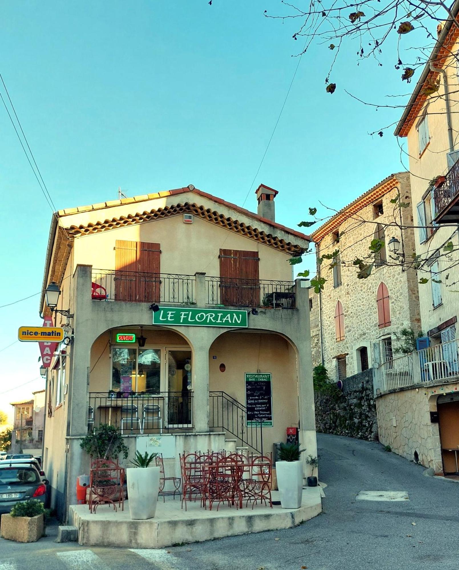Les Gites De Bouyon Exterior photo